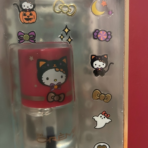 NWT limited edition The Crème shop x Hello Kitty pumpkin beauty bundle - Picture 8 of 9